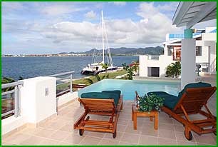 RE/MAX real estate, Sint Maarten, Maho Area, Aqua Marina Lagoon front Villa (MV3)